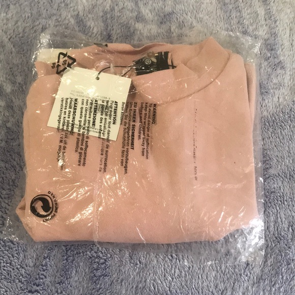 [3 for $15] Pink frill sleeve turtle neck top - Picture 3 of 4